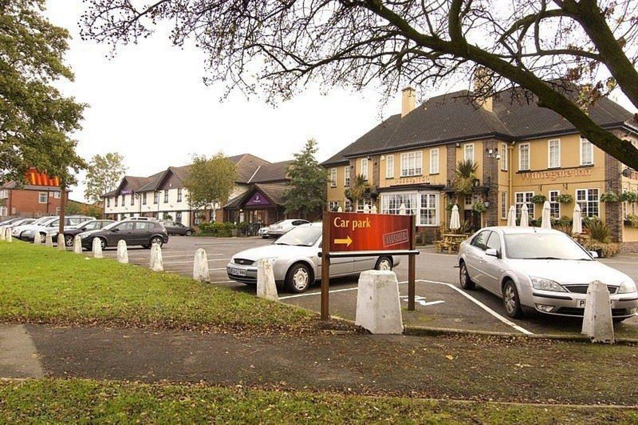 Premier Inn Oldham - Broadway المظهر الخارجي الصورة